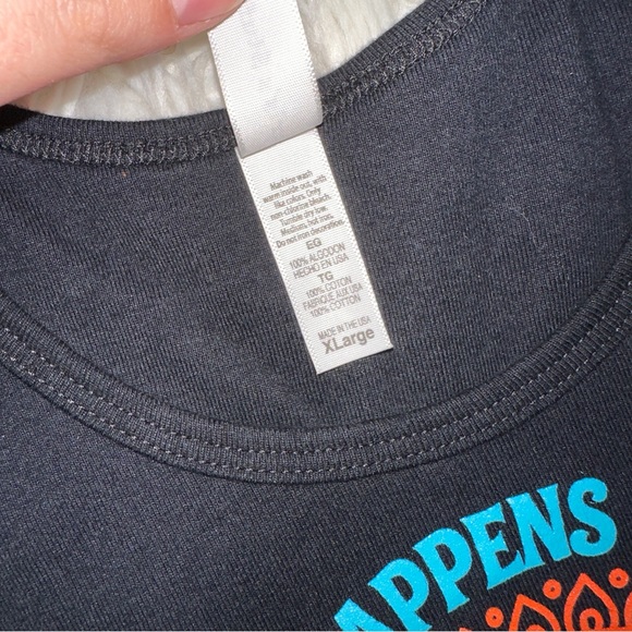 Chris’s Stuff | NWOT Everything Happens For A Riesling Mandala Wine Graphic Tank - Picture 8 of 11